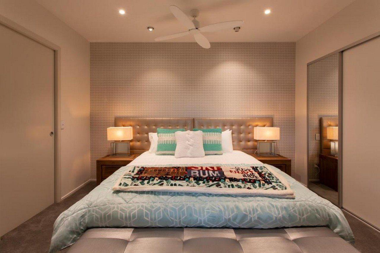 Ramada By Wyndham Queenstown Central Экстерьер фото