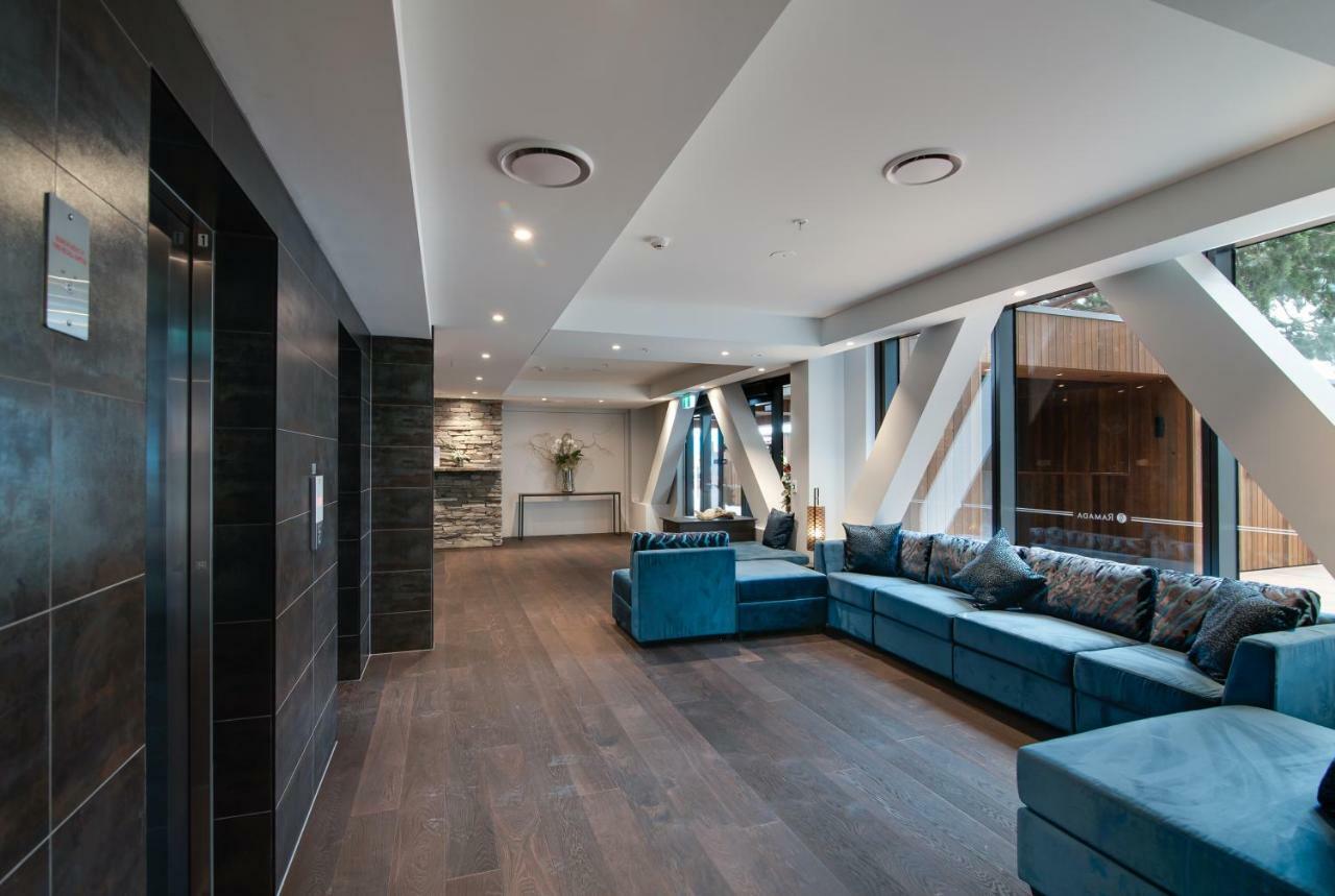 Ramada By Wyndham Queenstown Central Экстерьер фото
